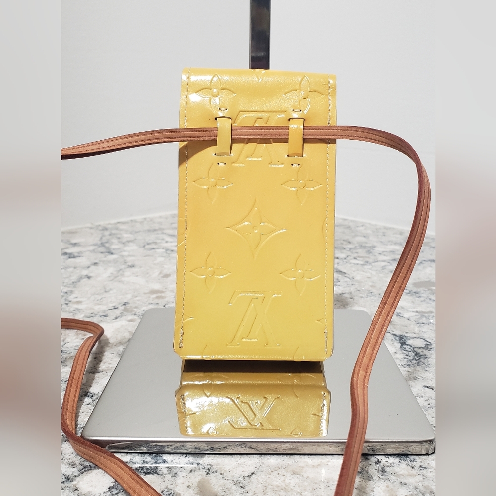 Louis Vuitton Monogram Vernis Butterscotch Cigarett Case Crossbody - Picture 11 of 11